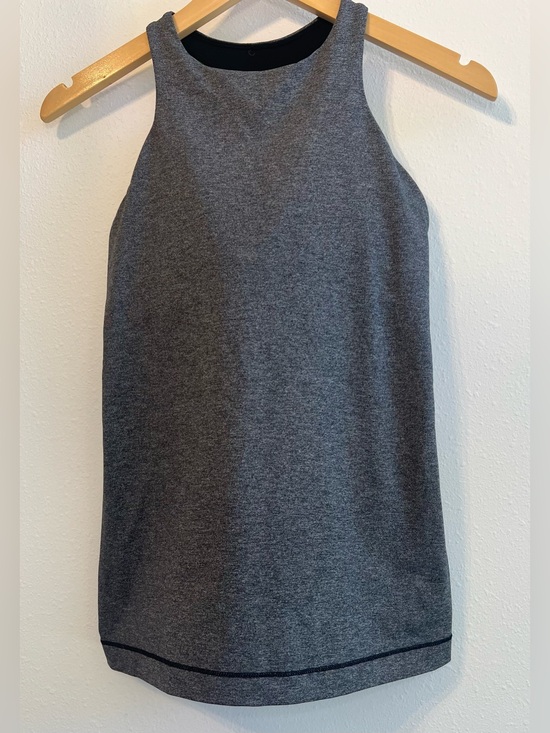 lululemon athletica Tops - Like New Lululemon Gray Racerback Open Back Built-In Bra Tank Top Size 6
